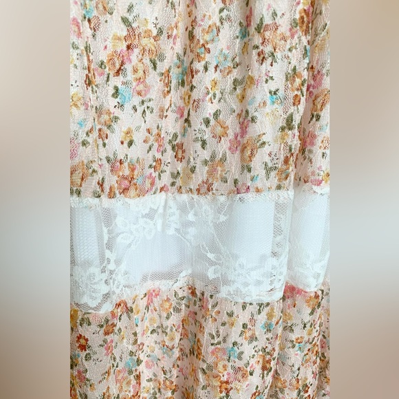 Women’s Mi.Im Floral & Lace Spaghetti Strapped Midi Dress Size Medium - Picture 4 of 5